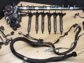 форсунка BMW X5 F15 2014, 4.0 л., дизель, АКПП, rubinschwarz metallic (x03), внедорожник 5 дв., полный привод, 7823461, 7823470
