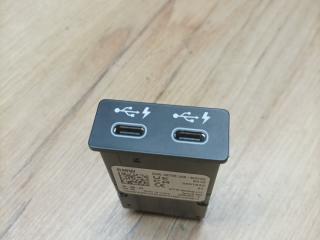 разъем AUX / USB BMW X1 U11 2023, 2.0 л., бензин, АКПП, 475, внедорожник 5 дв., полный привод, 5A57B32