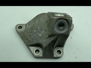 кронштейн двигателя BMW 5 серия F07/F10/F11 2010, 4.4 л., i, N63 B44 A, бензин, АКПП, белый, хетчбэк 5 дв., задний привод, 6775904