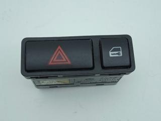 кнопка аварийной сигнализации BMW X5 E53 2001, 3.0 л., дизель, внедорожник 5 дв., 61318368920