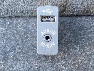 разъем AUX / USB BMW X5 F15 2015, 3.0 л., N57 D30 A, дизель, a96, внедорожник 5 дв., полный привод, 9266607
