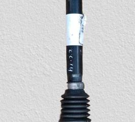 полуось передняя левая (приводной вал, ШРУС) BMW X5 F15 2014, 4.0 л., дизель, АКПП, rubinschwarz metallic (x03), внедорожник 5 дв., полный привод, 7629881