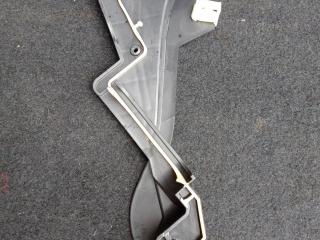 планка под капот BMW X5 G05 2021, 3.0 л., гибрид, АКПП, c27, внедорожник 5 дв., полный привод, 61139866388