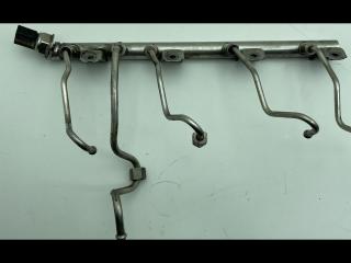 топливная рампа BMW 5 серия F07/F10/F11 2010, 4.4 л., i, N63 B44 A, бензин, АКПП, белый, хетчбэк 5 дв., задний привод, 7547599