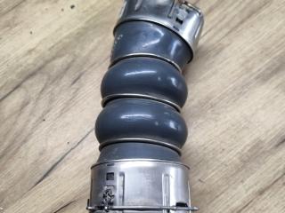 патрубок интеркулера BMW 4 серия G22/G23 G23 2022, 3.0 л., B57 D30 B, дизель, АКПП, a300, кабриолет, задний привод, 8599389, 13718599389