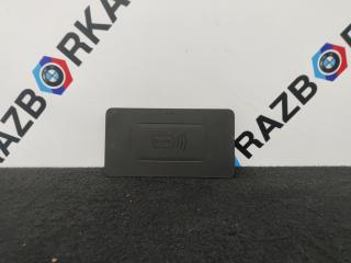 Беспроводное зарядное устройство BMW XM G09 G09 2023, 4.4 л., S68B44, бензин, электро, АКПП, 475, внедорожник 5 дв., полный привод, 84105A82C19, 5A82C19