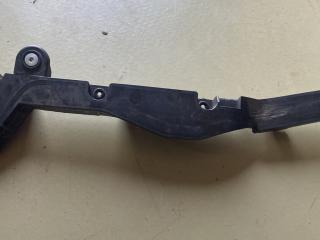 планка под капот BMW 4 серия G22/G23 G23 2022, 3.0 л., B57 D30 B, дизель, АКПП, a300, кабриолет, задний привод, 61138791087, 8791087