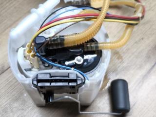 колба в бак BMW M2 G87 2023, 3.0 л., S58B30A, бензин, АКПП, купе, задний привод, 7934507