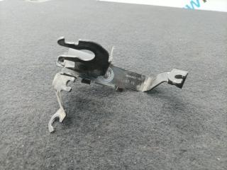 держатель тормозного шланга BMW M4 G82/G83 G82 2022, 3.0 л., S58B30A, бензин, c4p, купе, задний привод, 8095703