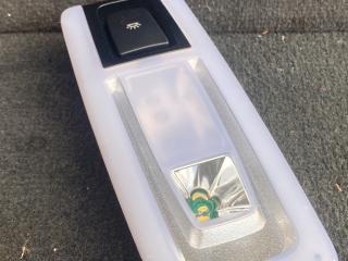 фонарь салона (плафон) BMW X5 F15 2014, 4.0 л., дизель, АКПП, rubinschwarz metallic (x03), внедорожник 5 дв., полный привод, 9288995