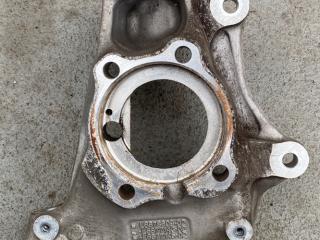 кулак поворотный левый BMW 4 серия G22/G23 G22 2021, 2.0 л., B48 B20 B, бензин, АКПП, c31, купе, задний привод, 6877143, 31216877143