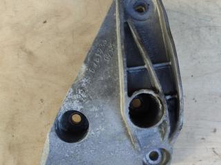 кронштейн двигателя BMW 5 серия F07/F10/F11 [рестайлинг] F10 2013, 2.0 л., N20 B20 A, бензин, АКПП, седан, 6781233