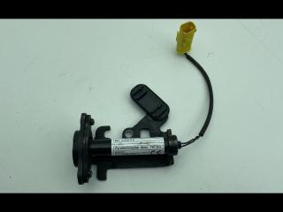 пиропатрон петли капота BMW X6 F16 2016, 4.0 л., D, дизель, АКПП, внедорожник 5 дв., полный привод, правый руль, 7326019