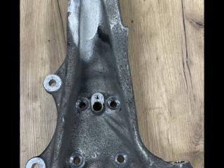 кулак поворотный левый BMW 5 серия F10/F11 [рестайлинг] F10 2016, 3.0 л., D, N57 D30 A, дизель, АКПП, седан, задний привод, правый руль