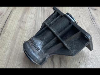 кронштейн полуоси BMW 3 серия F30/F31/F34 F30 2014, 2.0 л., N20 B20 B, бензин, АКПП, седан, 7601996