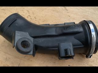 патрубок воздушного фильтра BMW 5 серия F07/F10/F11 2011, 3.0 л., i, N55 B30 A, бензин, АКПП, седан, полный привод