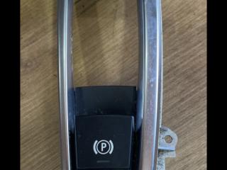 кнопка ручного тормоза (ручника) BMW 5 серия F07/F10/F11 2011, 3.0 л., i, N55 B30 A, бензин, АКПП, седан, полный привод, 9217594