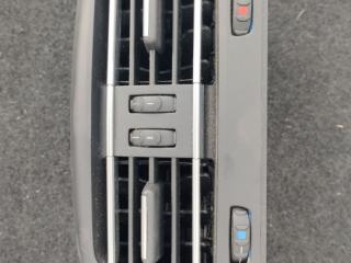 дефлектор обдува салона BMW 7 серия F01/F02 [рестайлинг] 2013, 4.4 л., i, N63 B44 B, бензин, АКПП, седан, полный привод, 9118249