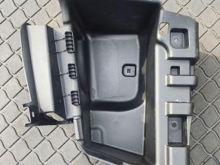 ящик под инструменты BMW 5 серия G30/G31 2019, 2.0 л., D, B47 D20 B, дизель, АКПП, 416, седан, задний привод, правый руль, 7417521