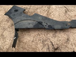 защита топливного бака BMW 6 серия F06/F12/F13 F12 2011, 4.4 л., N63 B40 A, бензин, АКПП, купе, полный привод, 7224467