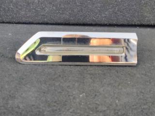 повторитель поворота на крыле правый BMW 7 серия F01/F02 2012, 4.4 л., i, N63 B44 A, бензин, АКПП, седан, полный привод, 7203372