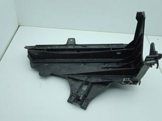 крепление фары правой BMW 7 серия F01/F02 [рестайлинг] 2014, 4.4 л., i, N63 B44 B, бензин, АКПП, седан, полный привод, 7184170