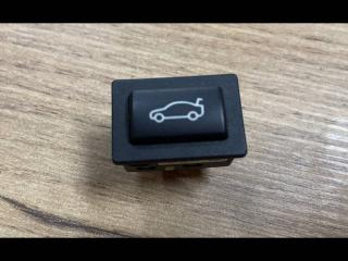 кнопка открытия багажника BMW 6 серия F06/F12/F13 F12 2011, 4.4 л., N63 B40 A, бензин, АКПП, купе, полный привод, 9200316