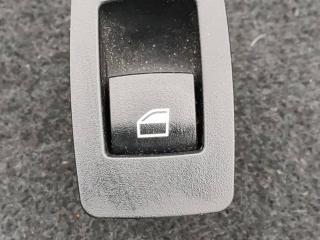 кнопка стеклоподъемника двери BMW 3 серия F30/F31/F34 F30 2013, 2.0 л., N20 B20 A, бензин, АКПП, седан, полный привод, 9208106