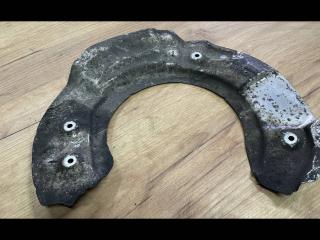 защитный кожух тормозного механизма BMW 6 серия F06/F12/F13 F12 2011, 4.4 л., N63 B40 A, бензин, АКПП, купе, полный привод, 6775265
