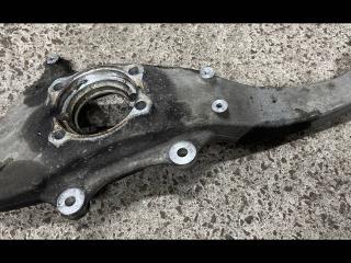 кулак поворотный левый BMW 6 серия F06/F12/F13 F12 2011, 4.4 л., N63 B40 A, бензин, АКПП, купе, полный привод