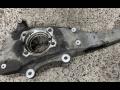 кулак поворотный левый BMW 6 серия F06/F12/F13 F12 2011, 4.4 л., N63 B40 A, бензин, АКПП, купе, полный привод - фото №2
