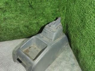 консоль салона Toyota Picnic 1 поколение 2001, 2.2 л., дизель, МКПП, минивэн