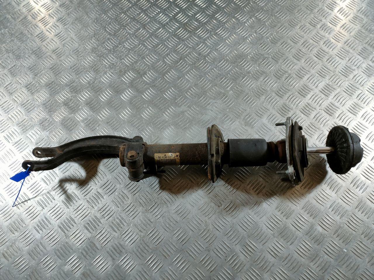 амортизатор передний Audi A7 4G 2012, 3.0 л., CGXB, бензин, АКПП, хетчбэк 5 дв., 4G8413031J, 4G8031J - фото №1