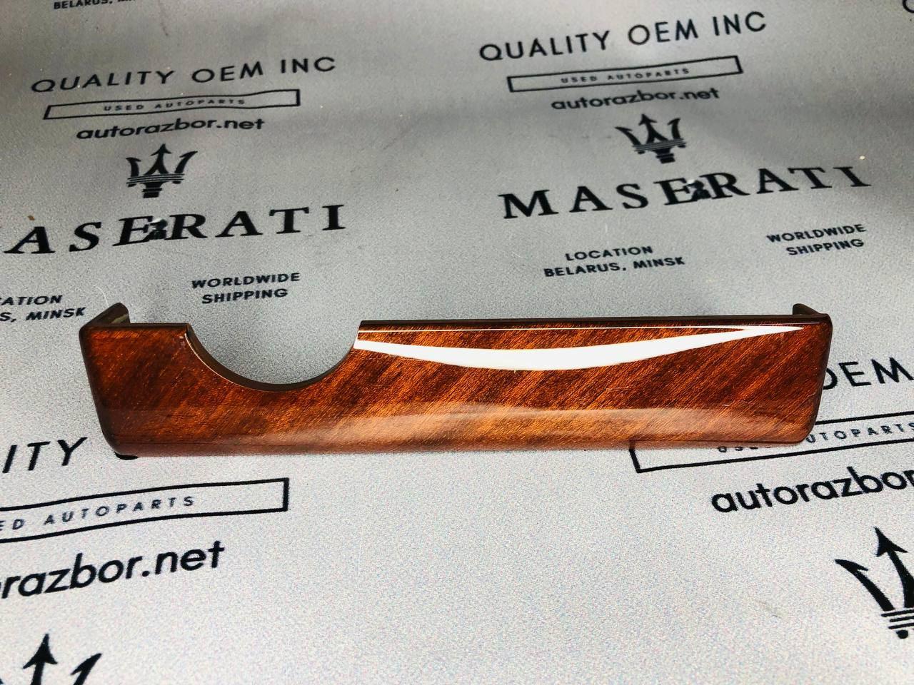 накладка на торпедо (консоль) Maserati Quattroporte 5 поколение 2005, 4.2 л., бензин, АКПП, черный, седан, 981336593, 981336594, 67301800 - фото №1