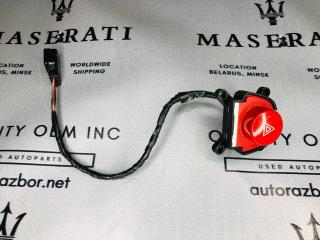 кнопка аварийной сигнализации Maserati Quattroporte 5 поколение 2005, 4.2 л., бензин, АКПП, черный, седан, 197803