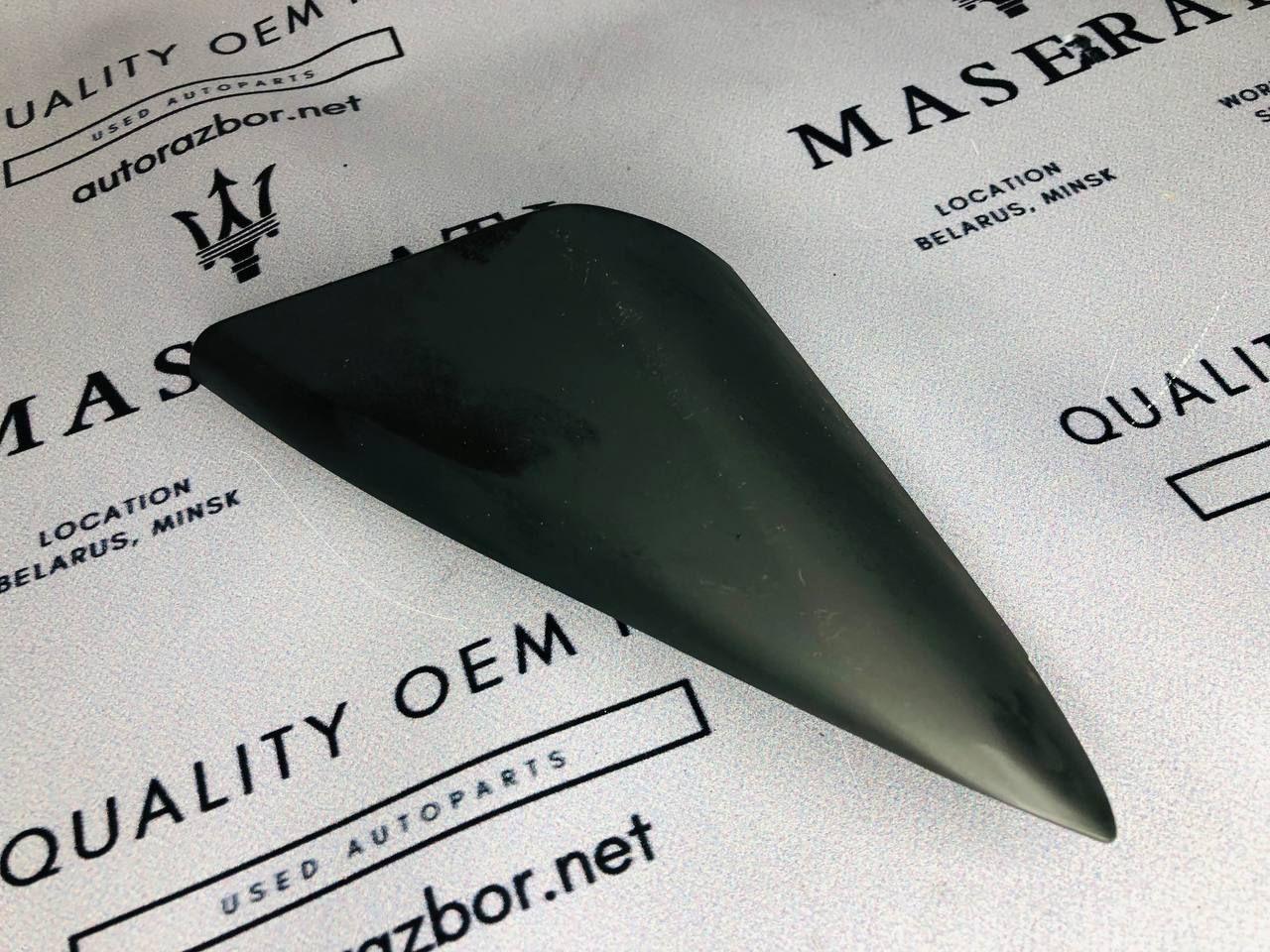 молдинг двери передней левой Maserati Quattroporte 5 поколение 2005, 4.2 л., бензин, АКПП, черный, седан, 67203300, 19527 - фото №1