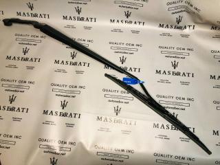 щеткодержатель (поводок стеклоочистителя, дворник) Maserati Quattroporte 5 поколение 2005, 4.2 л., M139 A, бензин, робот, седан, задний привод, 68468200