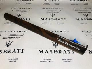 накладка на торпедо (консоль) Maserati Quattroporte 5 поколение 2005, 4.2 л., M139 A, бензин, робот, седан, задний привод, 981336493, 18325