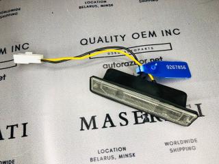 подсветка двери передней левой Maserati Quattroporte 5 поколение 2005, 4.2 л., M139 A, бензин, робот, седан, задний привод, 04011040