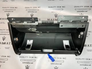 бардачок Maserati Quattroporte 5 поколение 2005, 4.2 л., M139 A, бензин, робот, седан, задний привод, 980139664, 980139664