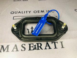 кронштейн (крепление) Maserati Quattroporte 5 поколение 2005, 4.2 л., M139 A, бензин, робот, седан, задний привод, 68389400, 68389400