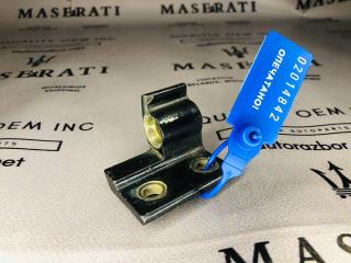 петля двери Maserati Quattroporte 5 поколение 2005, 4.2 л., M139 A, бензин, робот, седан, задний привод, 67881000, 67880900