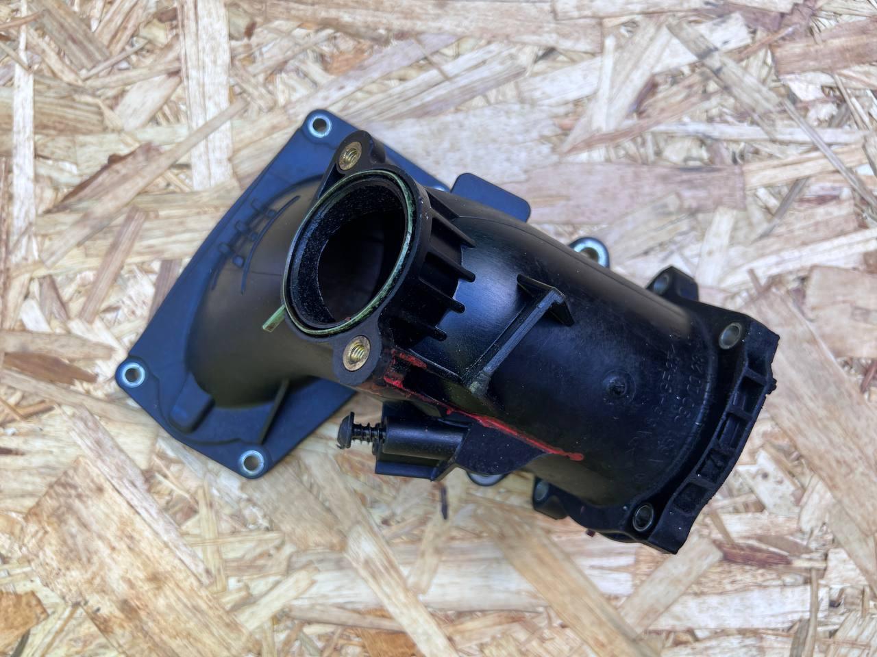 патрубок интеркулера Mercedes-Benz Sprinter 2 поколение (W906) 2010, 2.1 л., OM 651.957, дизель, МКПП, микроавтобус, A9062600251 - фото №1