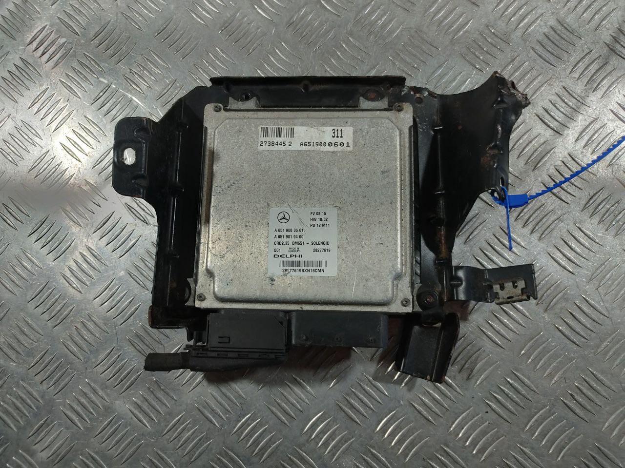 блок управления двигателем Mercedes-Benz Sprinter 2 поколение (W906) 2010, 2.1 л., OM 651.955, дизель, АКПП, микроавтобус, A6519000601, A6519019400 - фото №1