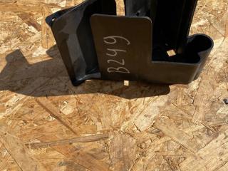 кронштейн (крепление) Land Rover Range Rover 3 поколение [2-й рестайлинг] L322 2012, 5.0 л., 508PS, бензин, АКПП, внедорожник 5 дв., 71111097068