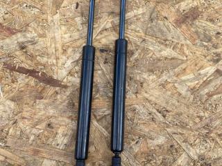 амортизатор капота Land Rover Range Rover 3 поколение [2-й рестайлинг] L322 2012, 5.0 л., 508PS, бензин, АКПП, внедорожник 5 дв., BKK760010