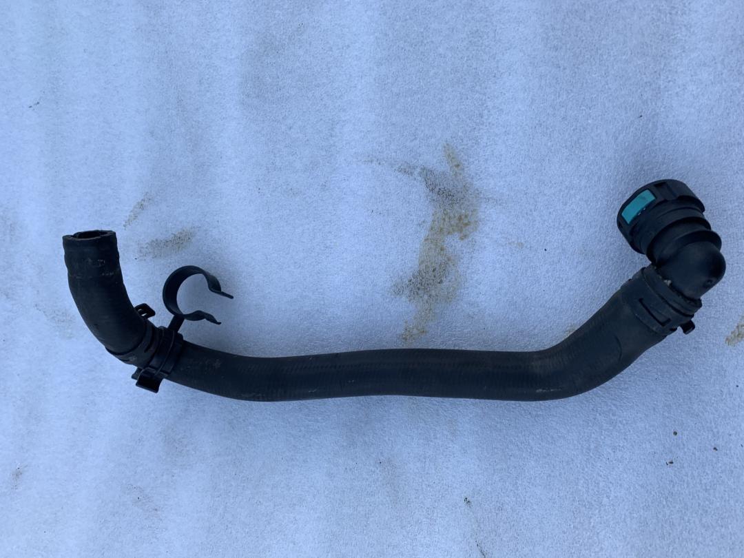 трубка охлаждающей жидкости Jaguar XF X250 2010, 5.0 л., 508PS, бензин, АКПП, седан, 9X238C481AC - фото №1