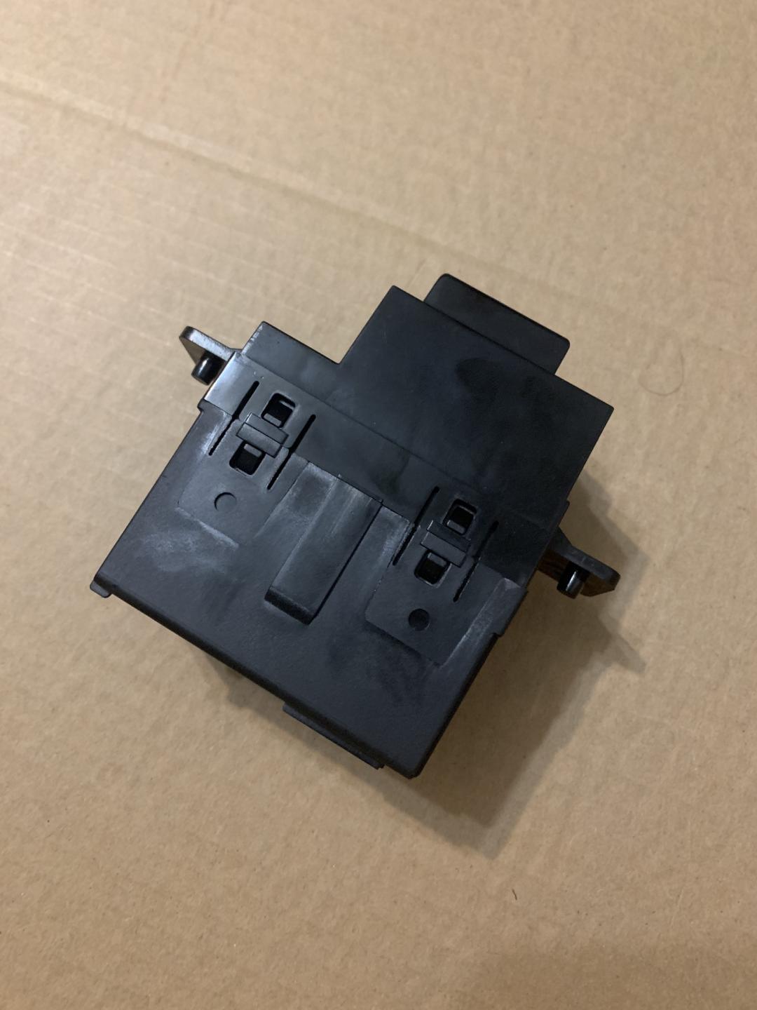 замок зажигания Jaguar XF X250 2010, 5.0 л., 508PS, бензин, АКПП, черный, седан, 6W83-11572-AK, C2P20114 - фото №1