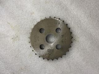 шестерня Audi A4 B8/8K 2010, 3.0 л., CCBA, бензин, седан, 06E109570B