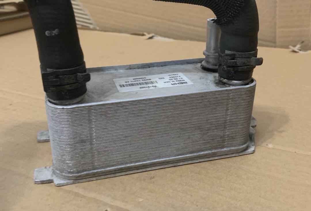 радиатор АКПП Jaguar XF X250 2010, 5.0 л., 508PS, бензин, АКПП, черный, седан, 8W837A095AB, C2Z18818 - фото №1